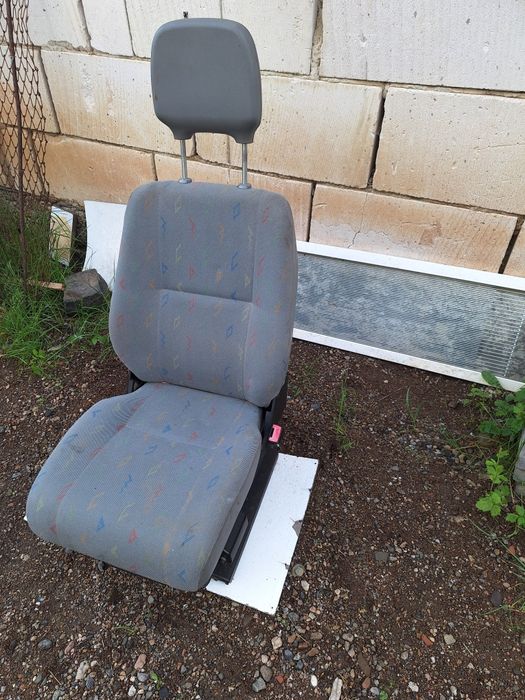 Vând scaun vw lt