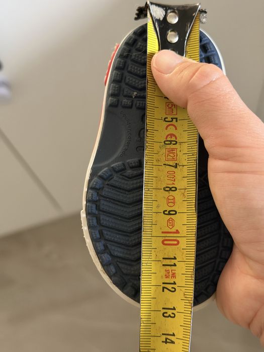 Сандали на crocs