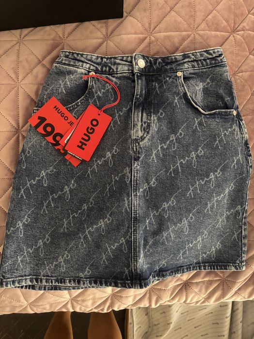 Яке и пола Hugo Boss, Guess блуза