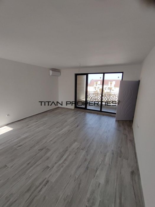 Продава се Двустаен апартамент в Бургас, Долно Езерово - 76 кв.м за 2000 €/кв.м - Снимка #2