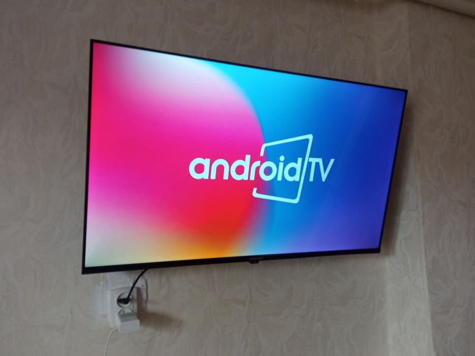 Продам смарт ТВ телевизор