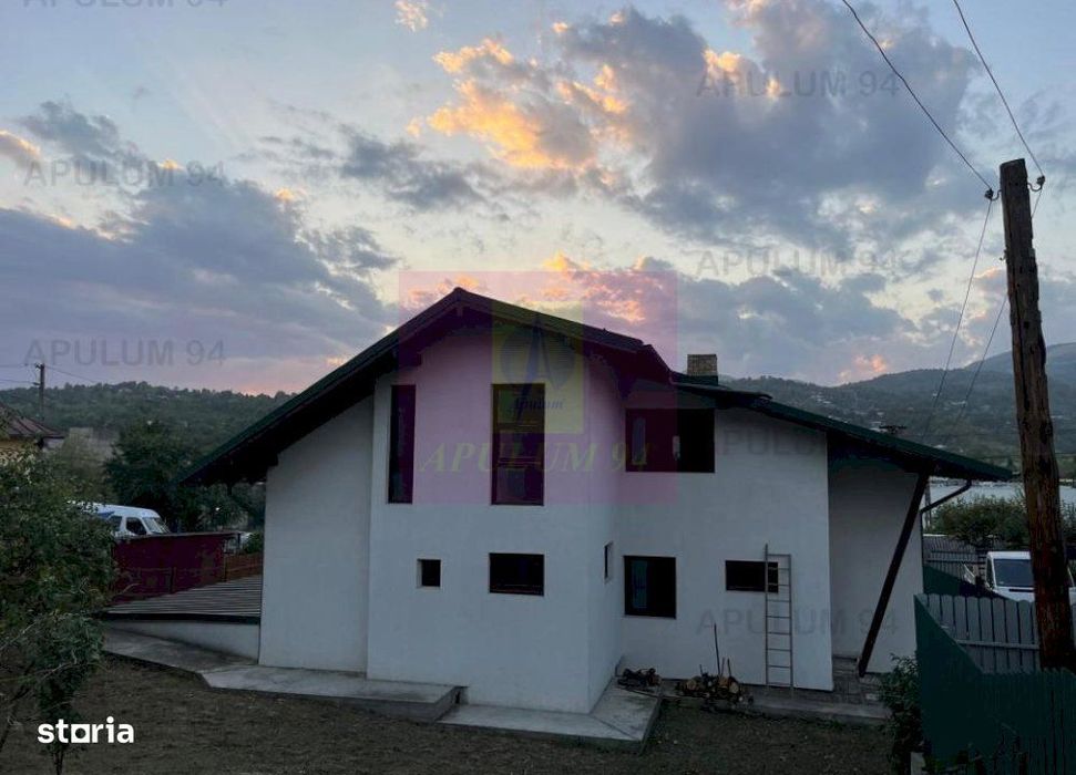 Vilă de vânzare în Comarnic