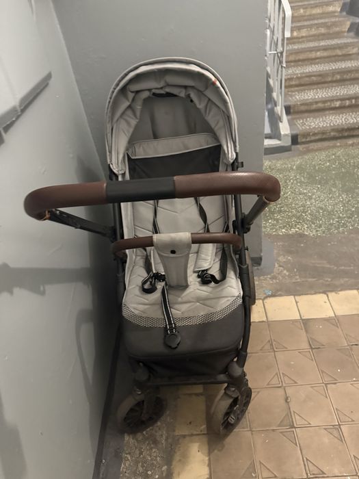 Коляска детская с рождения