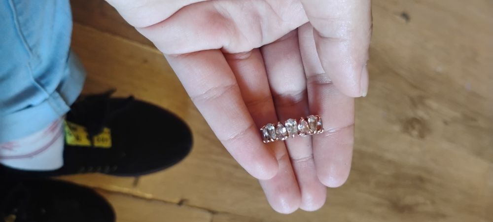 Елегантен пръстен Swarovski за жена с кристал, стилен и деликатен дизайн, подходящ за всеки повод, подарък за рожден ден, празник или специален момент