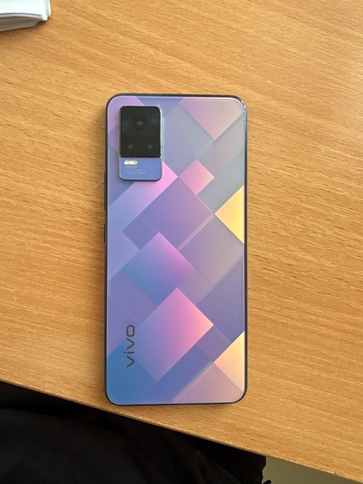 Телефон vivo v21e 4g