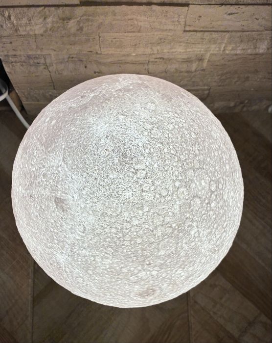 Lampa texturata luna  bec LED