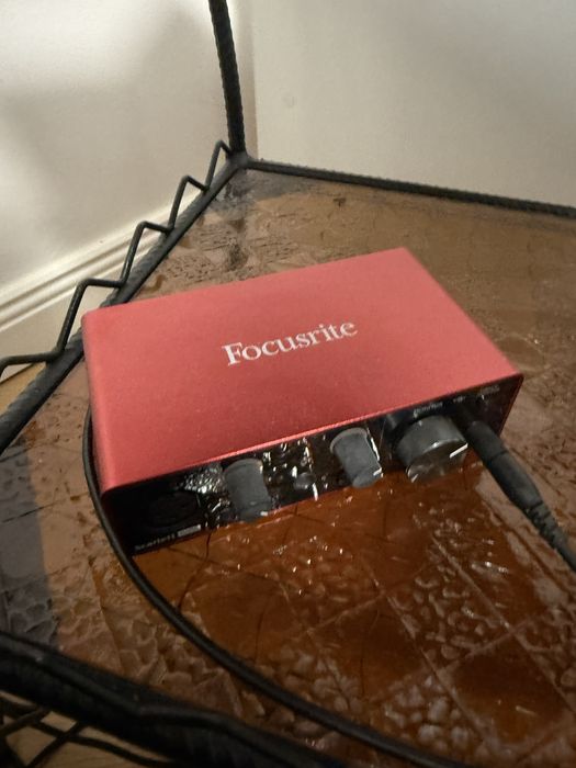 Microfon RODE NT1-A + Interfata Focusrite solo 3rd gen + Stand + Shiel