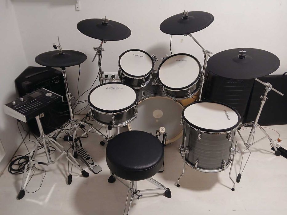 Барабани Електронни  Millenium MPS-1000 E-Drum Monitor Bundle