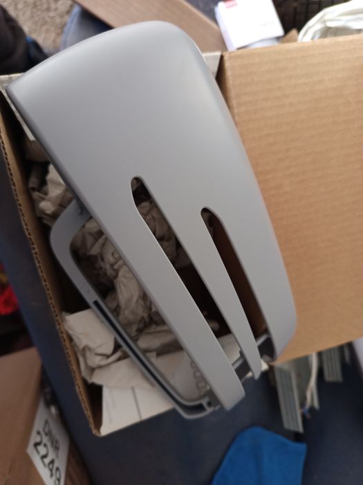 Капак огледало w204,w212,w221,w204