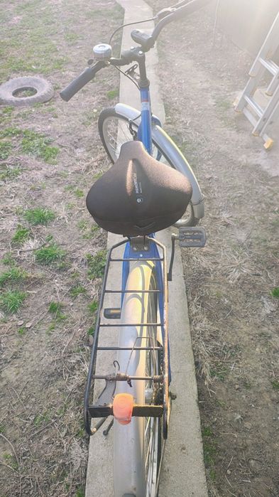 Vând bicicleta dama.Stare perfecta.