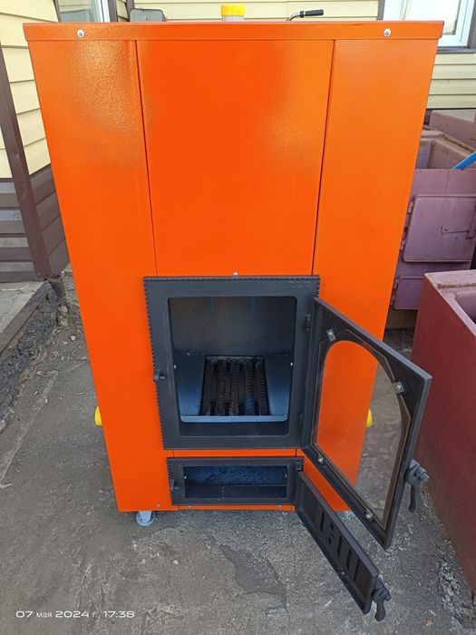 Продам котел отопления