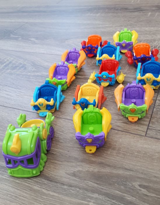 Superzings, Superthings, aerovagoane, ascunzatoare s