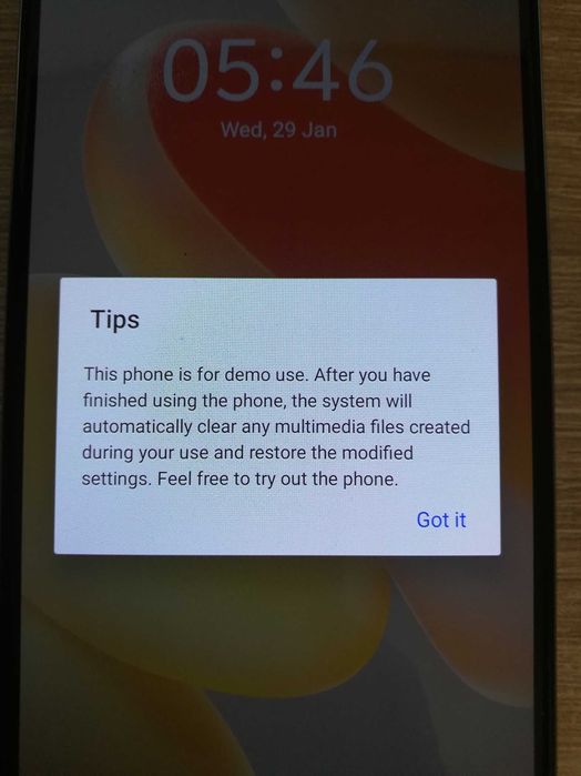 Telefon Vivo x80 lite demo mode