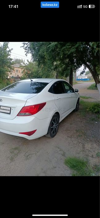 Продаю Hyundai Solaris 2015 г.