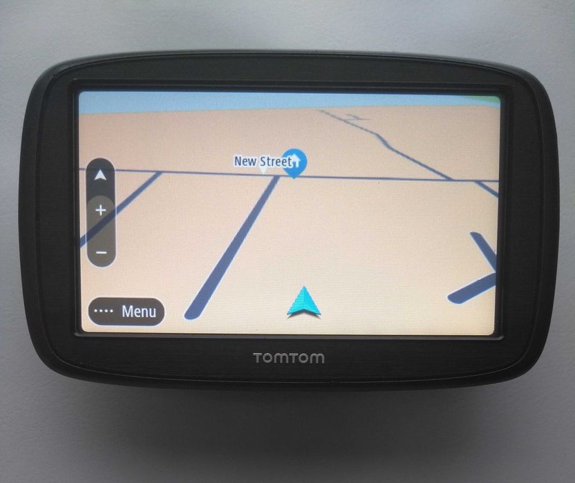 Автомобилна Навигация TomTom GO 51 с Вечни карти за Европа и цял свят!