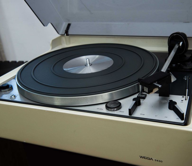 Pick up Dual 1229 si Cd player Philips 548/TDA1541