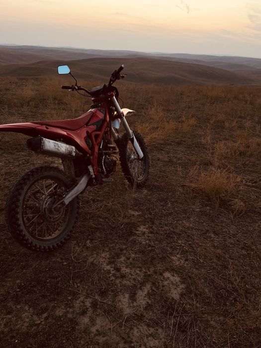 Продам эндуро 300 кубов