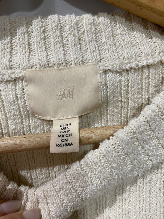 Пуловер с отворен гръб H&M от памучна смес в цвят пясък