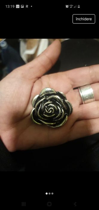 8 pandantive deosebite