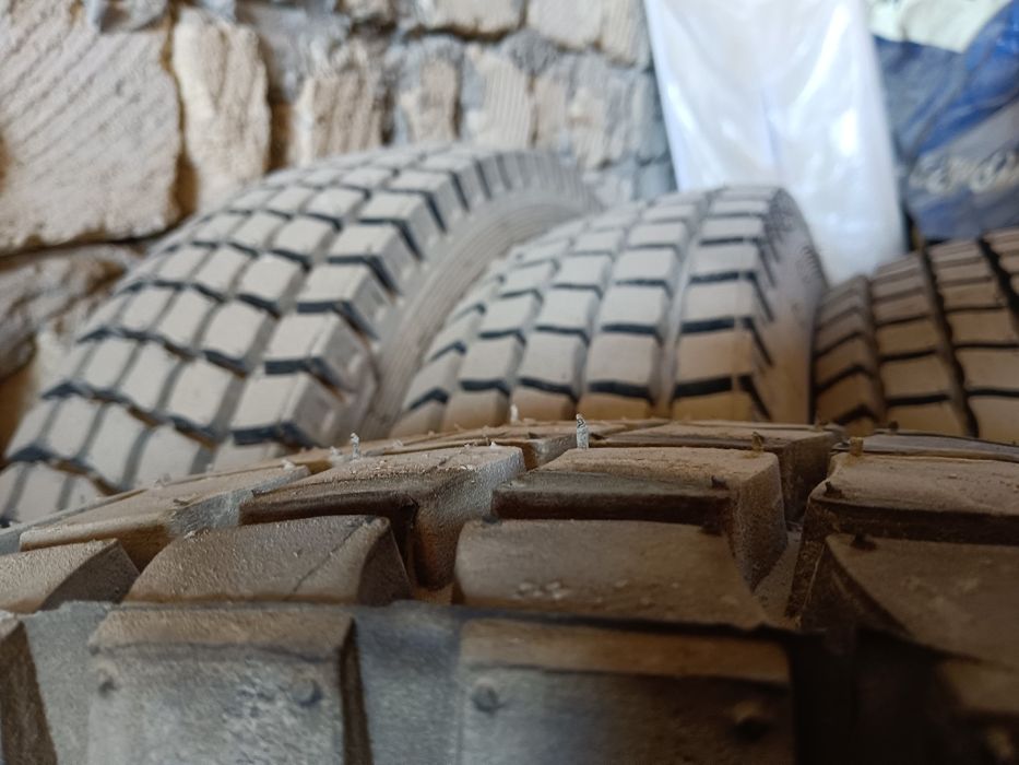 Продам новые Шины