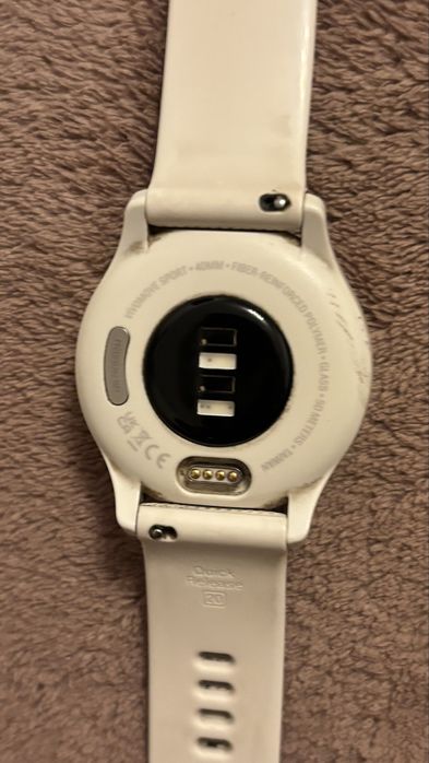 Часовник Garmin vivomove