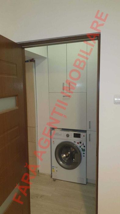 Inchiriez apartament 2 camere parcare metrou Piata Sudului centrala