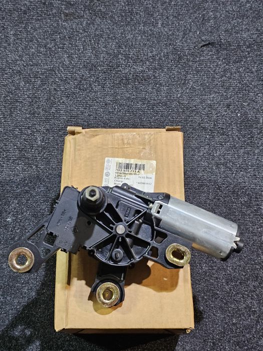 Motoras stergator spate Volkswagen Sharan 7M 1996 -> 2010 / Seat Alhambra nou original