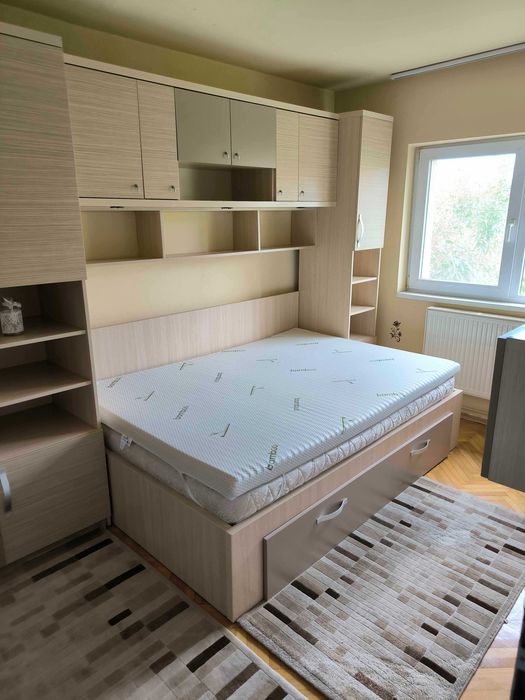 Caut student/studenta (coleg de apartament) pt chirie