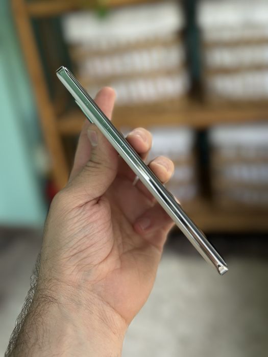 Honor  200 Pro 12 gb RAM 512 GB memorie
