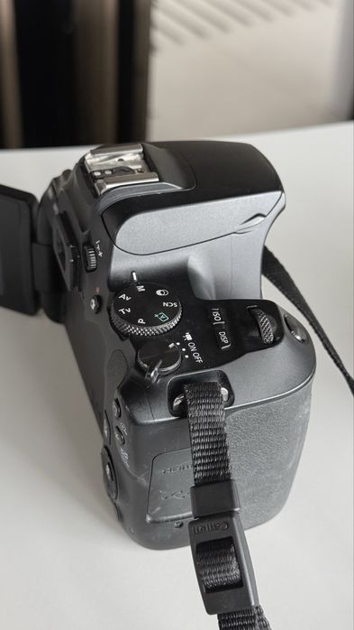 canon eos 250d kit 18-55mm+50mm 1.8