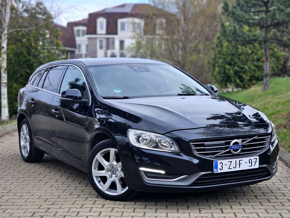 Volvo V60 Summum D4/ Automat/ 2.0 Tdi / Euro 6 / 2015/ Full piele