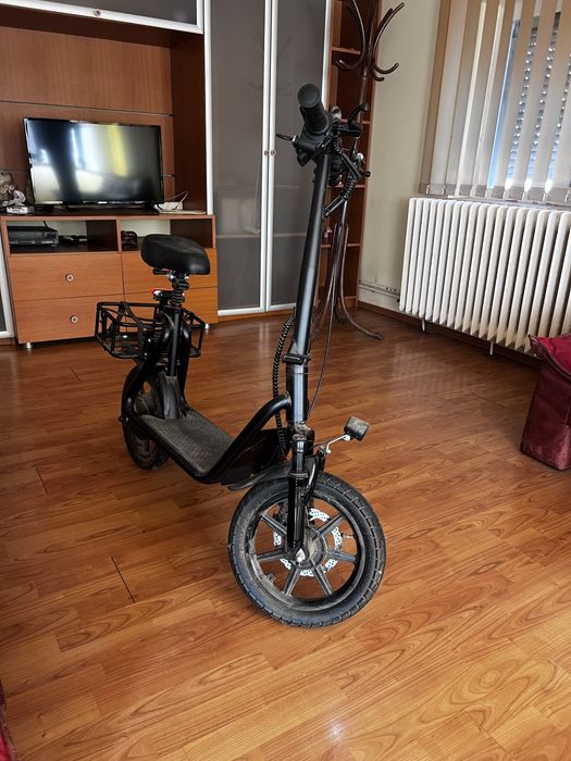 Trotineta electrica scuter