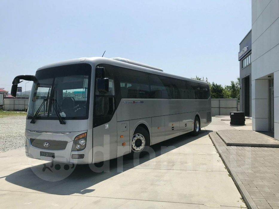 Автобус туристического класса Хундай Универсал Лакшерри