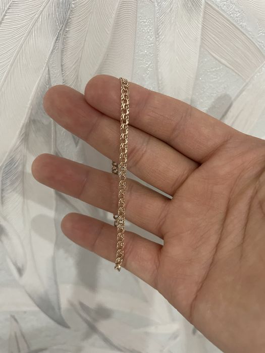 Продаю золотой браслет