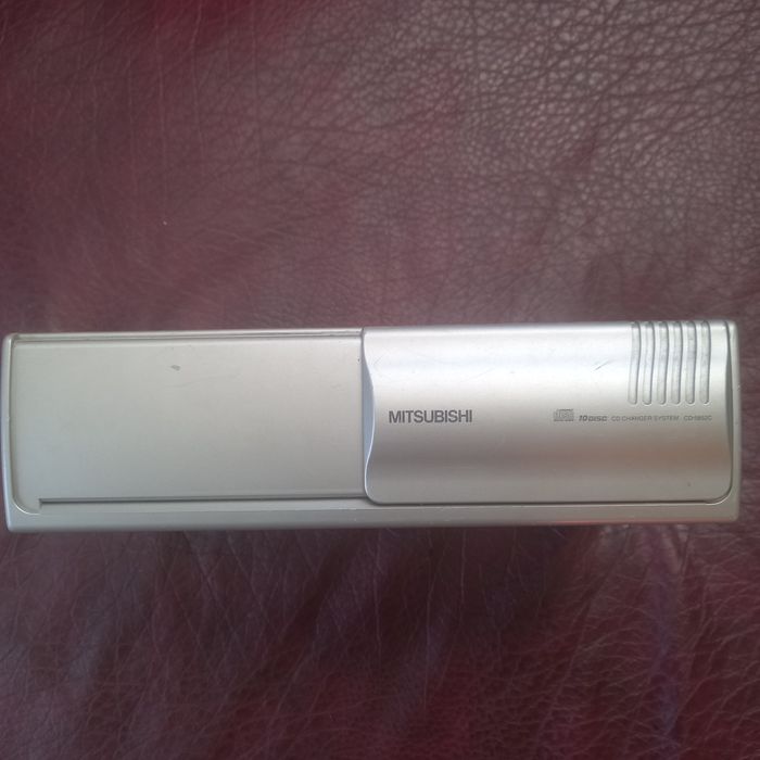 ЧЕЙНДЖЪР за Мицубиши