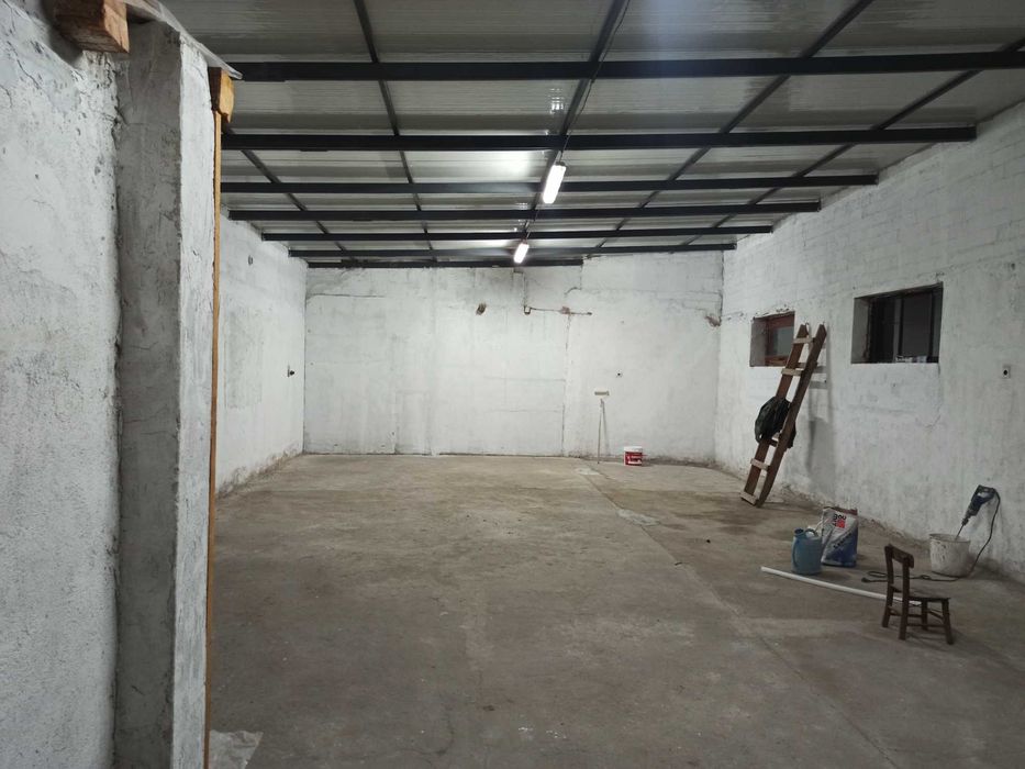 Дава се под наем Склад в Пловдив, Въстанически - 150 кв.м за 459 € - Снимка #1