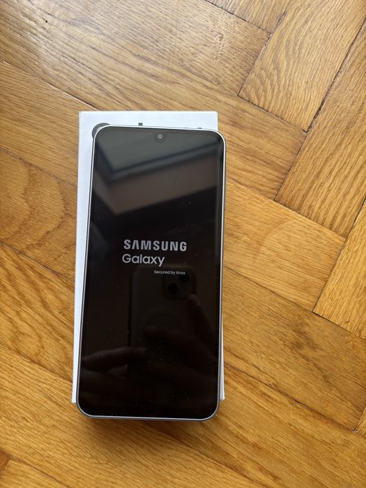 Samsung Galaxy A17 de 128 Gb Dual 5G Gray