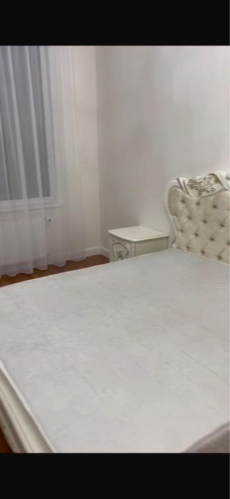 Матрас 180х200 в отличном состоянии