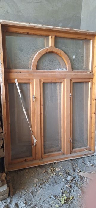 Eshik va deraza sotiladi