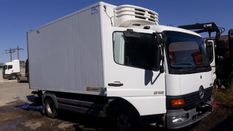 dezmembram mercedes atego 818