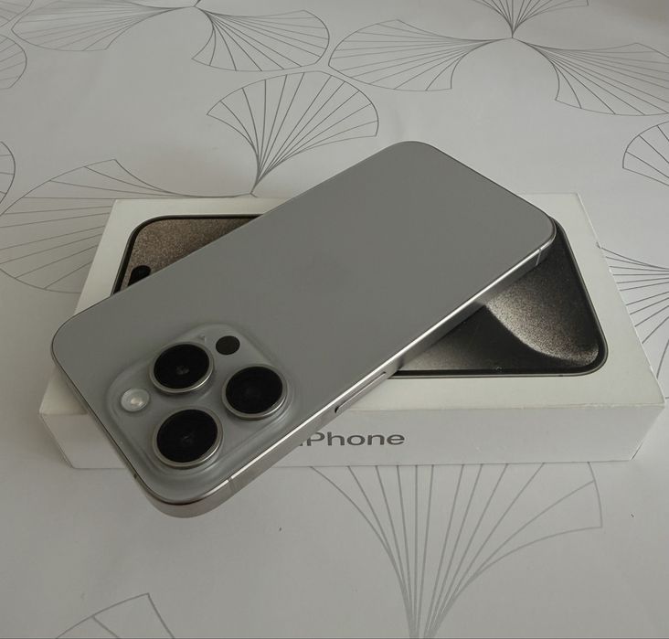 iPhone 15 pro, 512 гб