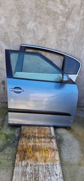 Usi  usa skoda fabia 2 COD CULOARE 9154