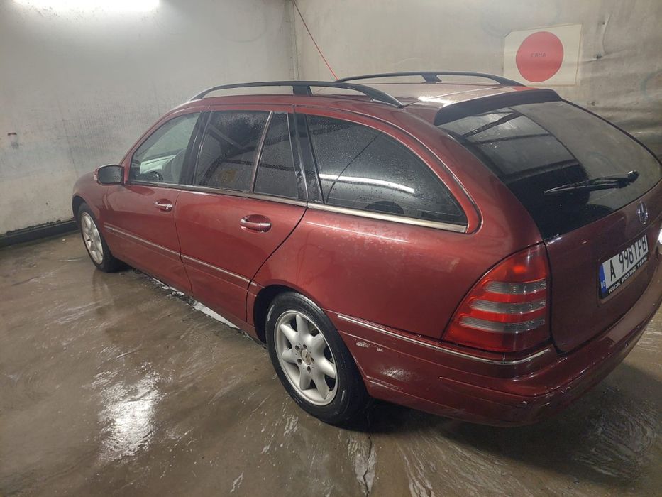 Mercedes-Benz c220 2.2CDI