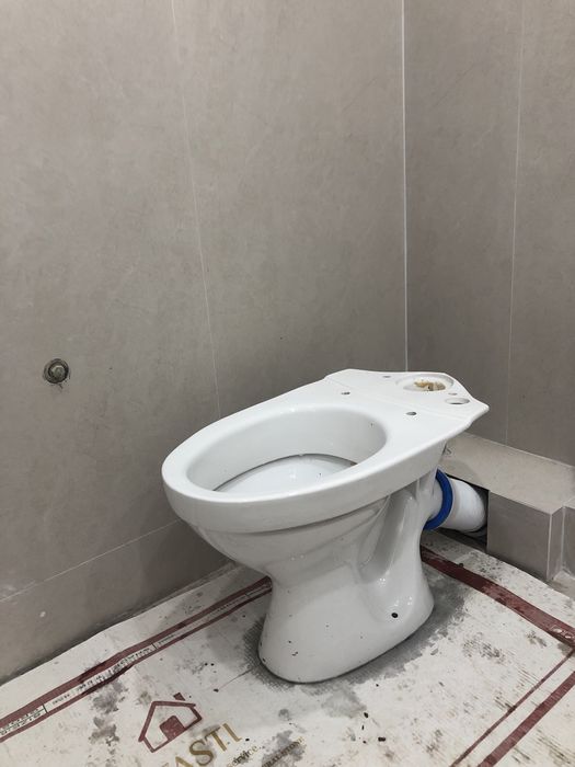 Продам. Унитаз б/у