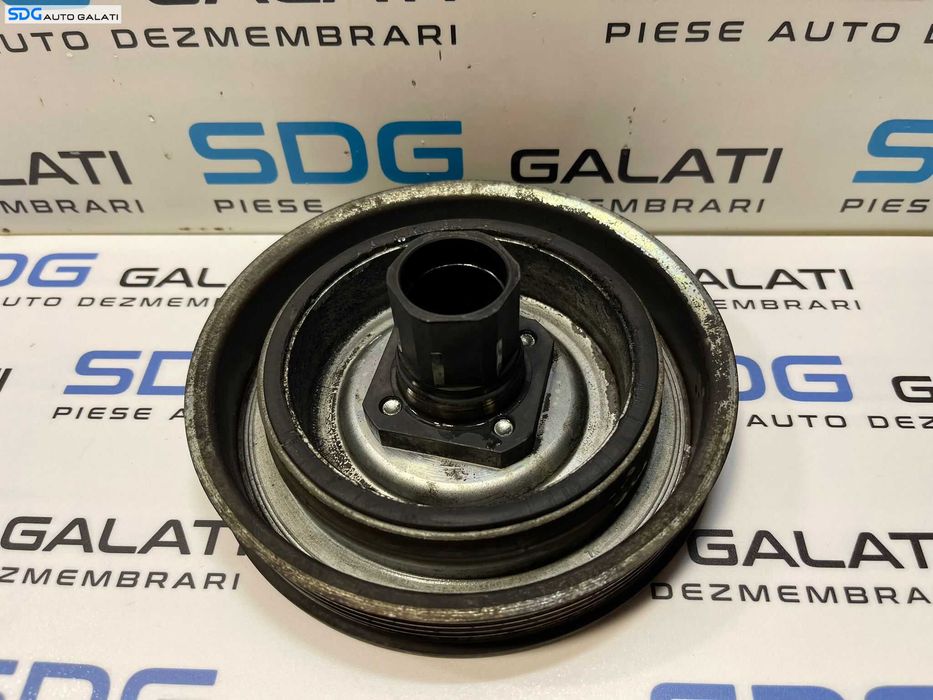 Fulie Rola Pinion Vibrochen Arbore Cotit Fiat Doblo 1.3 JTD 2010 - 2016 Cod 55200498 [2085]