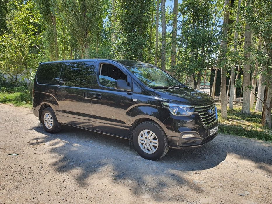 Hyundai Grand Starex