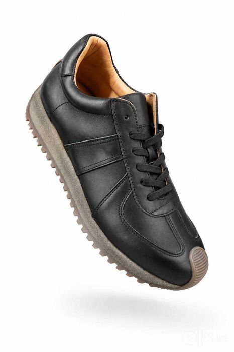 Кроссовки Hermes Quick, размеры от 39 до 45.