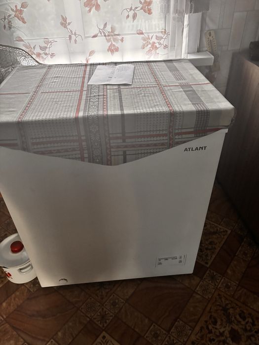 Продам морозильную камеру