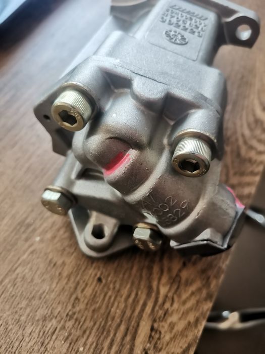 Pompa ulei U445 i Fiat originală