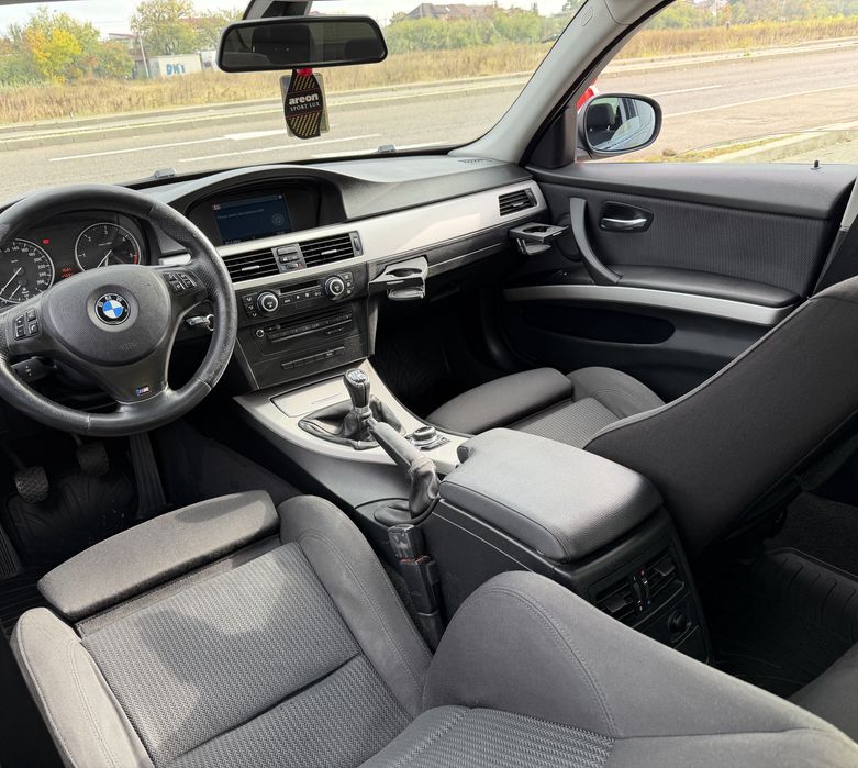 BMW Seria 3 2009 — imagine 5